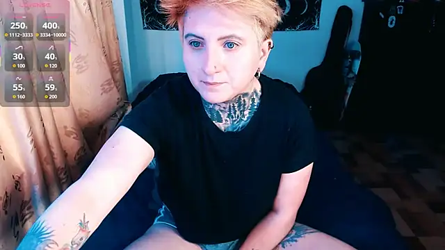 Marieblueeyes online show from November 2025 07:17:02 PM