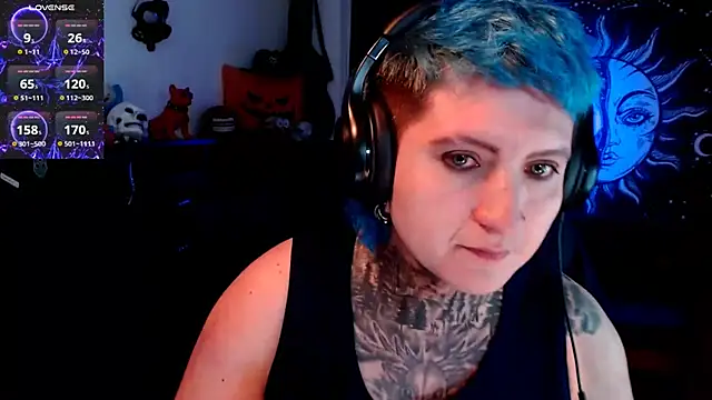Marieblueeyes online show from February 2025 09:48:01 PM