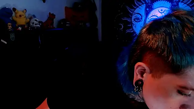 Marieblueeyes online show from March 2025 12:53:01 AM