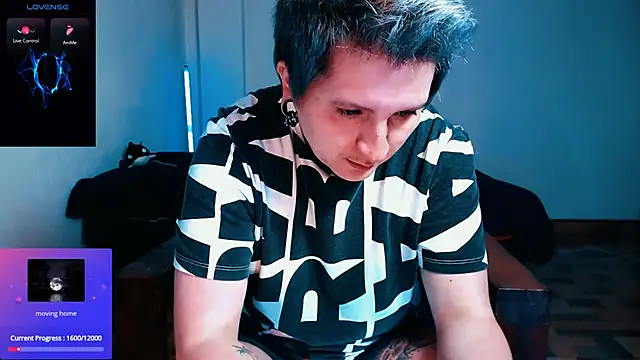 Marieblueeyes online show from March 2026 05:14:02 PM