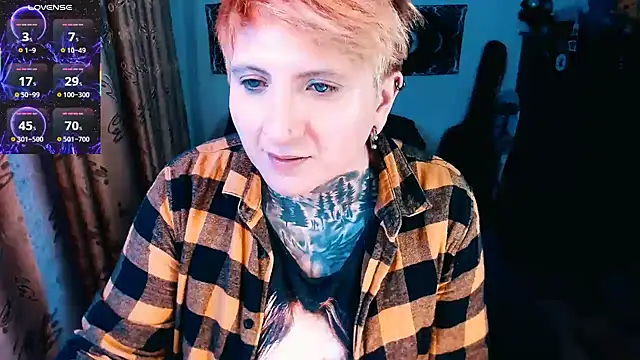 Marieblueeyes online show from November 2025 07:12:01 AM