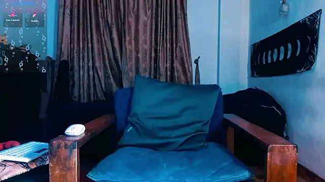 Marieblueeyes online show from November 2025 07:42:02 AM