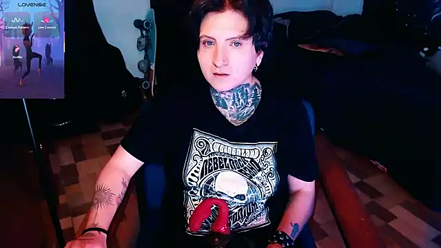 Marieblueeyes online show from October 2025 02:35:01 AM