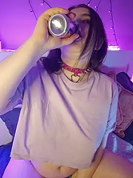 Yammy Yumi online show from January 2026 06:37:01 PM