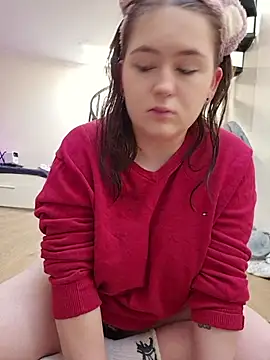 Yammy Yumi online show from June 2026 02:23:02 PM