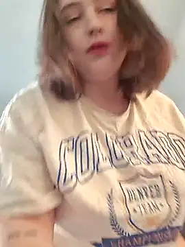 Yammy Yumi online show from November 2025 01:26:02 PM