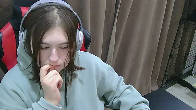 Snapshot of Yammy_Yumi chatting on October 2025 03:38:01 AM Yammy Yumi online show from October 2025 03:38:01 AM