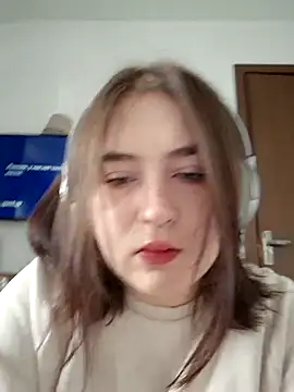 Snapshot of Yammy_Yumi chatting on October 2025 06:04:01 AM Yammy Yumi online show from October 2025 06:04:01 AM