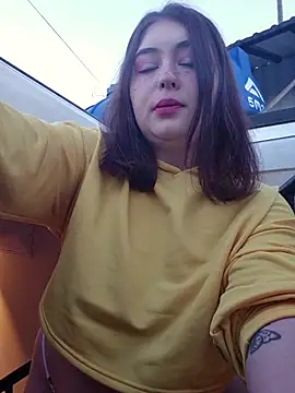 Yammy Yumi online show from January 2026 01:39:01 PM