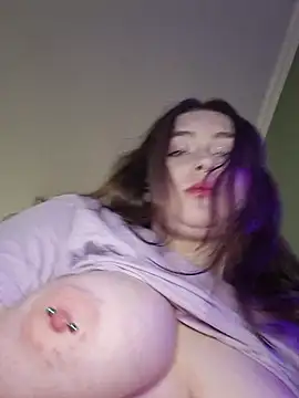 Yammy Yumi online show from July 2026 02:14:01 PM