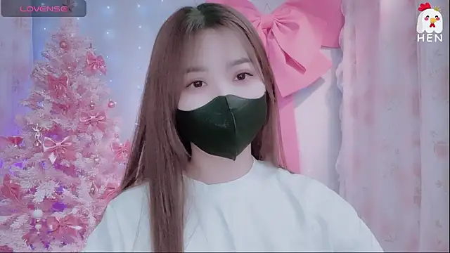 hen237 online show from November 2025 05:46:02 PM