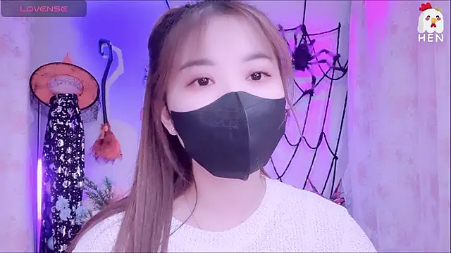 hen237 online show from November 2025 12:58:02 AM