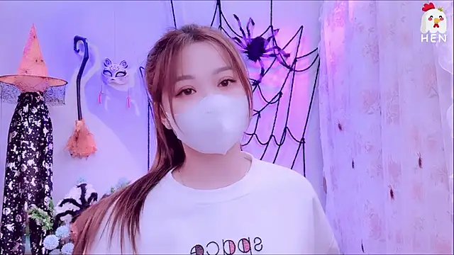 hen237 online show from October 2025 09:48:02 PM