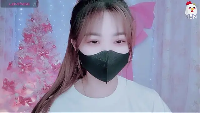 hen237 online show from December 2025 05:00:01 PM