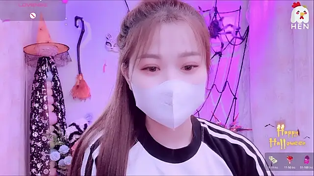 hen237 online show from October 2025 09:48:01 PM