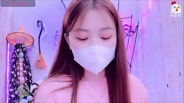 hen237 online show from October 2025 09:47:01 PM