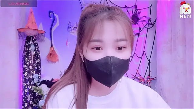 hen237 online show from November 2025 12:37:02 AM