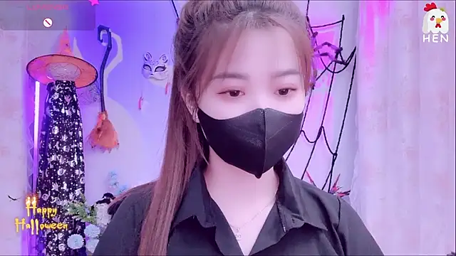 hen237 online show from November 2025 12:47:01 AM