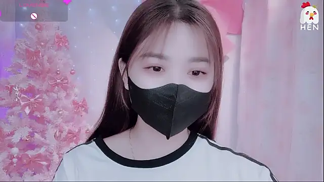 hen237 online show from November 2025 04:51:02 PM