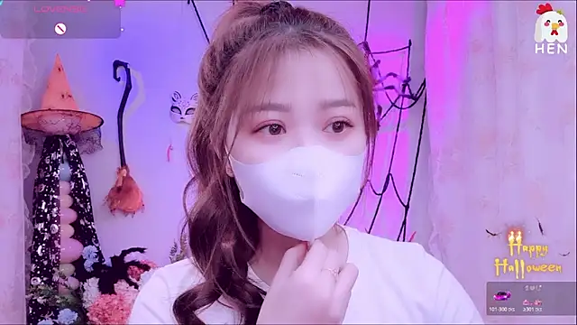 hen237 online show from October 2025 10:00:01 PM