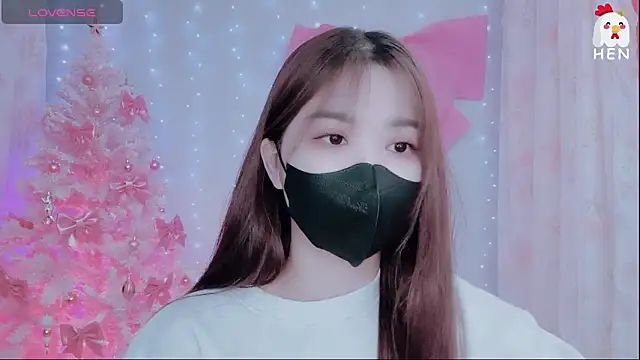 hen237 online show from December 2025 05:52:01 AM