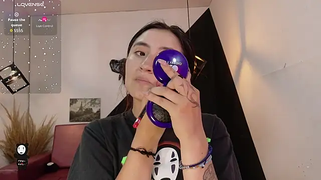 Perla Campbell online show from October 2025 07:11:02 PM