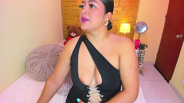 Julia Haye online show from July 2026 03:51:02 AM