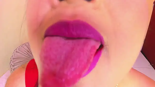 Julia Haye online show from June 2026 04:21:02 AM