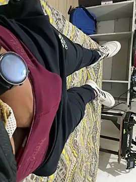 elvis0966 online show from February 2025 03:12:01 AM