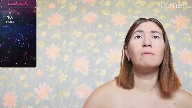 Snapshot of SophieBush chatting on September 2025 11:27:01 AM SophieBush online show from September 2025 11:27:01 AM