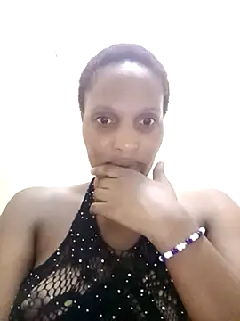 Snapshot of Nonelela chatting on January 2025 07:03:01 PM Nonelela online show from January 2025 07:03:01 PM