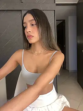 Snapshot of SelenaStone chatting on December 2024 10:58:02 PM SelenaStone online show from December 2024 10:58:02 PM