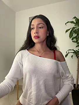 SelenaStone online show from November 2025 11:16:01 PM