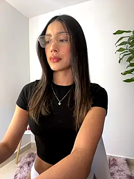 Snapshot of SelenaStone chatting on September 2025 07:14:01 PM SelenaStone online show from September 2025 07:14:01 PM