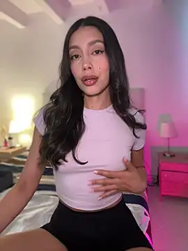 SelenaStone online show from April 2026 10:11:02 PM