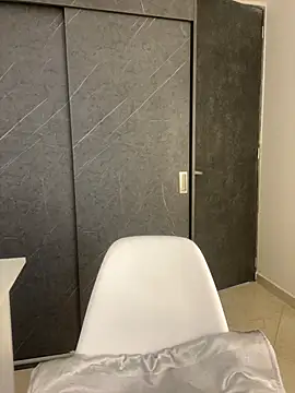 Snapshot of SelenaStone chatting on January 2025 09:51:02 PM SelenaStone online show from January 2025 09:51:02 PM