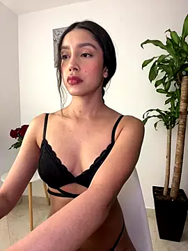 Snapshot of SelenaStone chatting on October 2025 11:49:02 PM SelenaStone online show from October 2025 11:49:02 PM