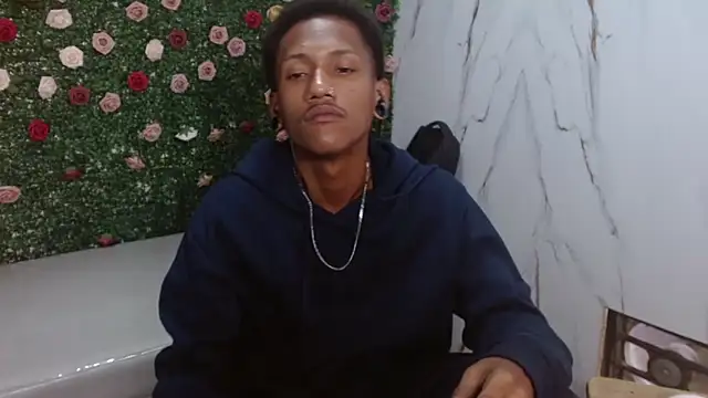 Snapshot of ManSant chatting on February 2026 03:55:01 PM ManSant online show from February 2026 03:55:01 PM