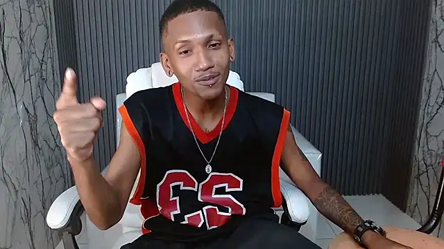 Snapshot of ManSant chatting on October 2025 03:03:02 PM ManSant online show from October 2025 03:03:02 PM