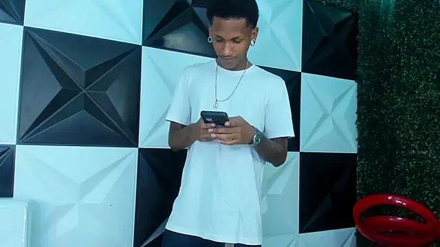 Snapshot of ManSant chatting on February 2026 02:46:02 PM ManSant online show from February 2026 02:46:02 PM