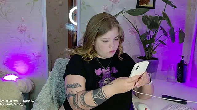 sinnamon  online show from September 2025 01:14:01 PM