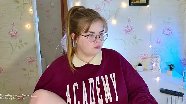 sinnamon  online show from November 2025 04:43:02 PM