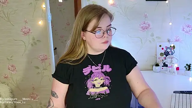 sinnamon  online show from December 2025 12:37:01 PM