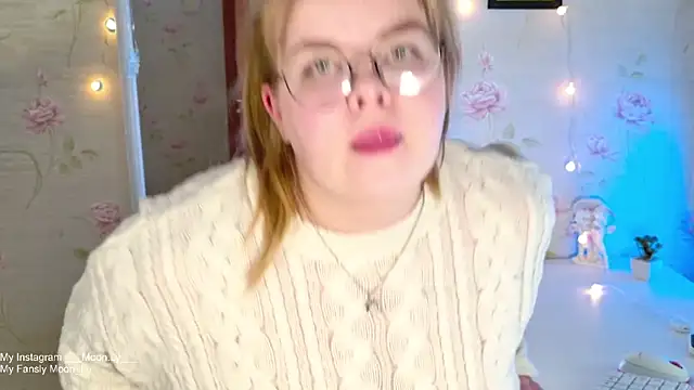 sinnamon  online show from November 2025 05:07:02 PM