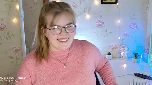 sinnamon  online show from November 2025 04:45:01 PM