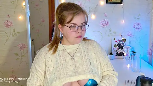 sinnamon  online show from November 2025 05:07:01 PM