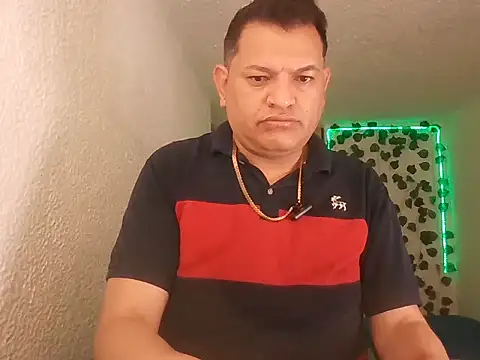 SexDiffrent online show from April 2026 05:09:01 PM