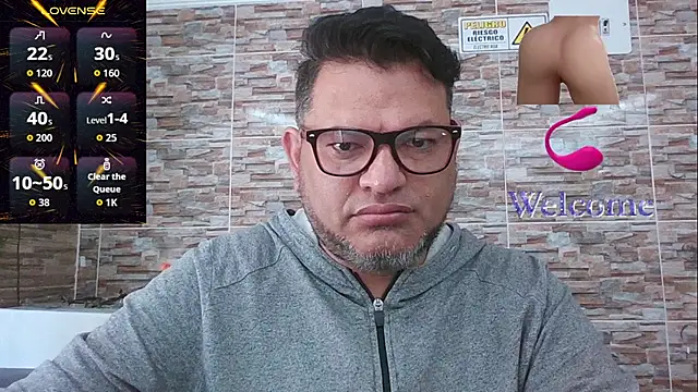 Snapshot of SexDiffrent chatting on October 2025 04:39:02 PM SexDiffrent online show from October 2025 04:39:02 PM