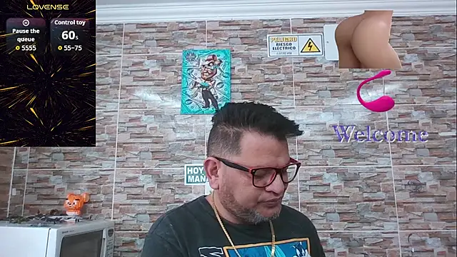 Snapshot of SexDiffrent chatting on October 2025 03:35:01 PM SexDiffrent online show from October 2025 03:35:01 PM