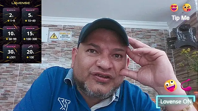 Snapshot of SexDiffrent chatting on November 2025 04:33:01 PM SexDiffrent online show from November 2025 04:33:01 PM